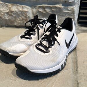Nike 9 Men's White and Black Flex Control 4